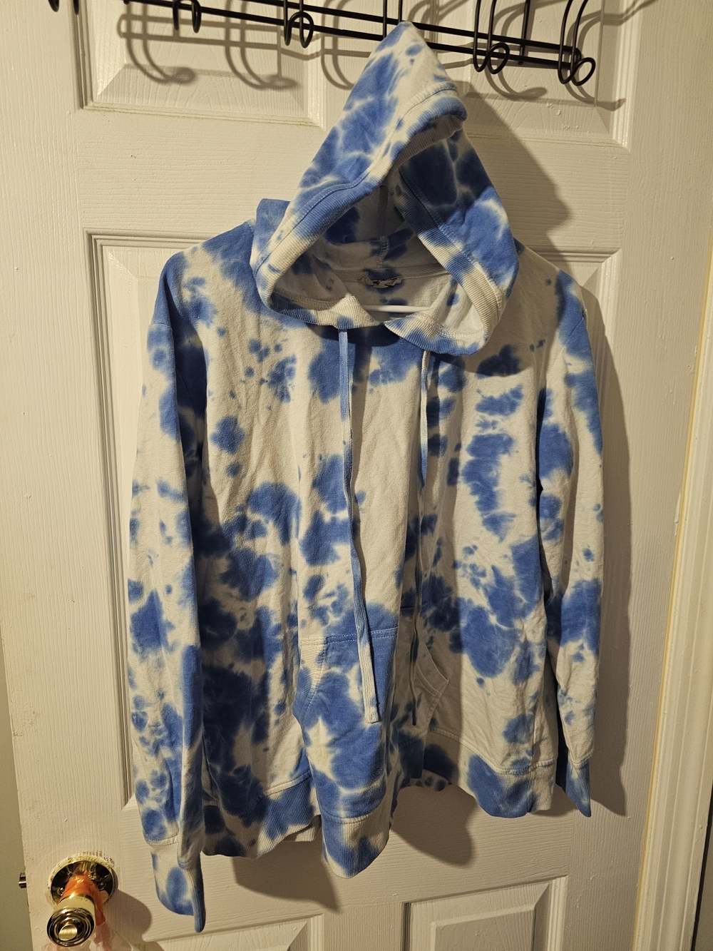 Jane And Delancey Blue and White Tie-Dye Hooded Sweatshirt